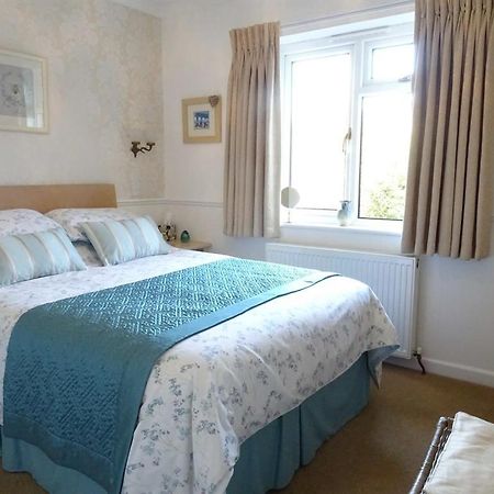 Honey Lodge Broadstone Екстериор снимка